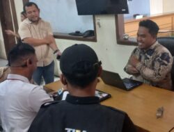 Diduga Rusak APK Pilkada Malang, Mantan Pejabat Dilaporkan ke Bawaslu