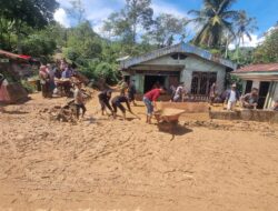 Respon Cepat Brimob Kompi 3 Batalyon B Pelopor Evakuasi dan Membersihkan Material Longsor Di Kabupaten Aceh Tengah