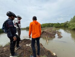 Gus Haris, Bupati Probolinggo Terpilih Tinjau Tanggul Jebol di Desa Penambangan Pajarakan Probolinggo