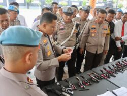  Kapolresta Banyuwangi Perketat Pengawasan, Gelar Pemeriksaan Rutin Senpi Dinas Anggota*