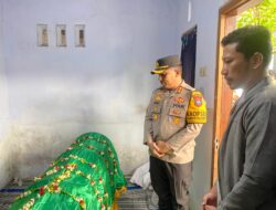 Kapolres, Ketua KPU dan Ketua Bawaslu Kota Probolinggo Bertakziah ke Rumah Duka Petugas TPS yang Wafat