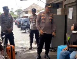  Kapolsek Gilimanuk Sampaikan Pesan Kamtibmas kepada Pengguna Jasa Pelabuhan Melalui Program “Jumat Curhat”