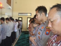Polres Probolinggo Gelar Salat Gaib, Mengenang 3 Bhayangkara yang Gugur di Way Kanan Lampung