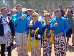 Pemdes Gajahrejo Selenggarakan Tradisi Larungan Sesaji di Pantai Bajulmati Sebagai Wujud Syukur dan Pelestarian Budaya