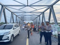Jembatan Pajarakan Berlubang, Polisi Siaga dan Arahkan Jalur Alternatif