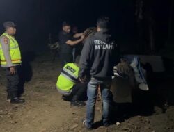 Polisi Bongkar Sarana Sabung Ayam di Poncokusumo Malang, Arena Dibakar