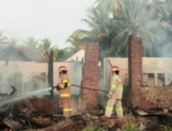 Sijago Merah Lalap Dua Rumah Warga di Kecamatan Bantur