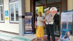 Humanis Pelayanan, Polantas Polresta Banyuwangi Menyapa Warga di Samsat Benculuk