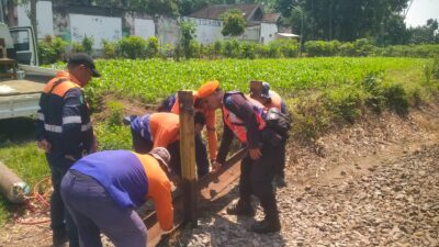 Upaya Konsisten Jaga Keselamatan dan Keamanan Perjalanan Kereta Api, Daop 7 Madiun Lakukan Penutupan Perlintasan Sebidang Liar