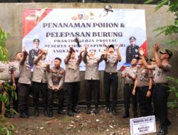 Serdik Sespimma Polri Tanam Pohon dan Lepas Ratusan Burung di Polres Malang