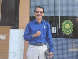 Agus Subyantoro, S.H., pengamat kebijakan publik dan tata pemerintahan, yang juga praktisi hukum, Wakil Ketua I DPC Perhimpunan Advokat Indonesia (PERADI) Kepanjen, sekaligus Kepala Badan Bantuan Hukum dan Advokasi Rakyat (BBHAR) PDI Perjuangan Kabupaten Malang ini, menilai persoalan ini bukan sekadar etika, melainkan menyangkut aturan normatif kepegawaian.(Agus for Baca Malang)