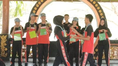 SMA Nasional Malang Tutup MPLS 2026 dengan Outbound Edukatif di Kolam Renang Kalimeri