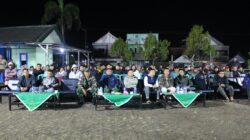Wujudkan Kemanunggalan TNI dengan Rakyat, Yonkes 2 Kostrad Bersama Muspika Karangploso Gelar Nobar Semifinal Piala Dunia 2026